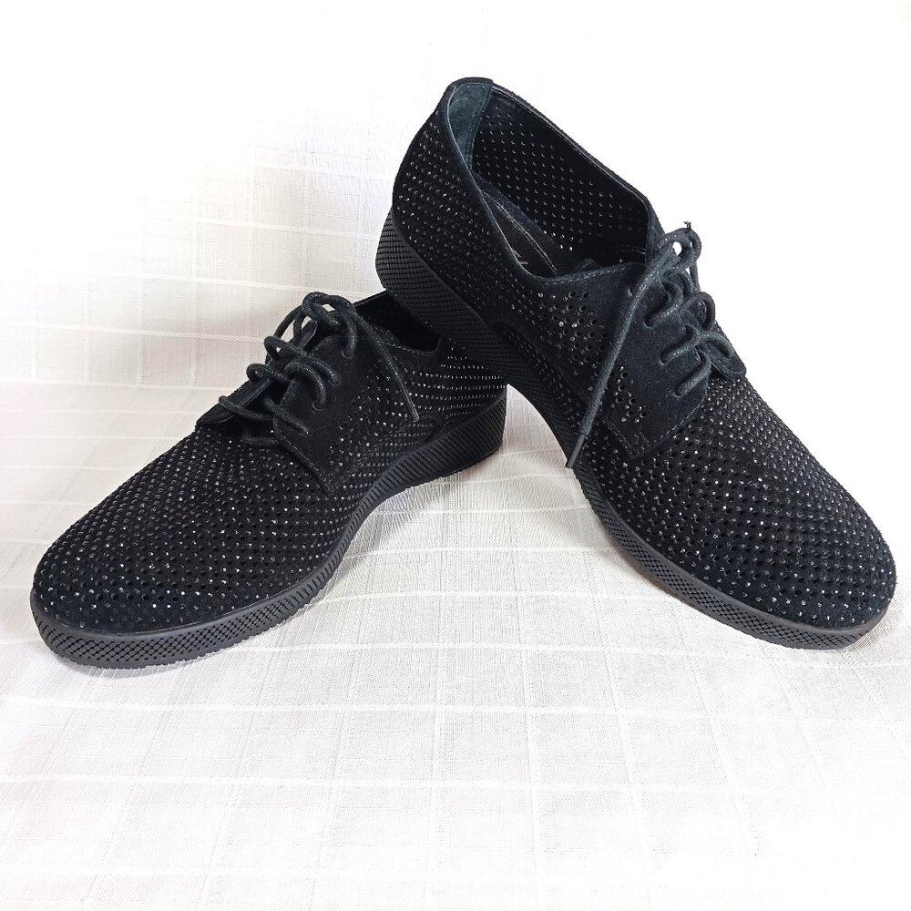 Vaneli Black Velvety Sport Shoes with Sparkles Size 7M NWOT